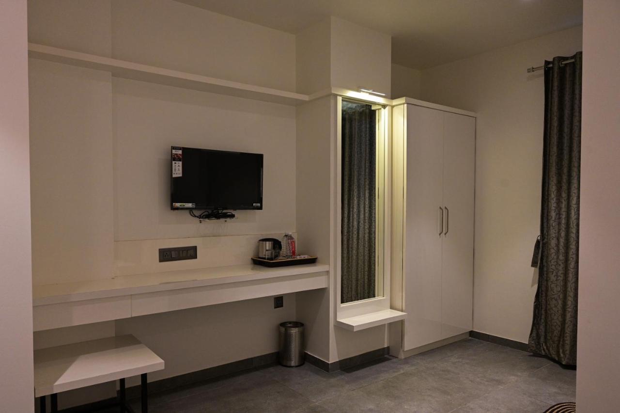 נאסיק Hotel My Home Residency מראה חיצוני תמונה