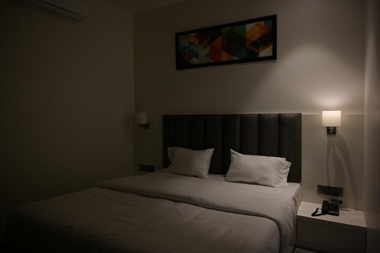 נאסיק Hotel My Home Residency מראה חיצוני תמונה